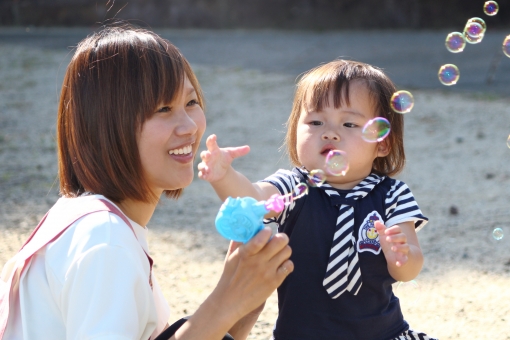 お持ち帰りなし！残業なし！土日祝お休みの保育士のおしごと♪